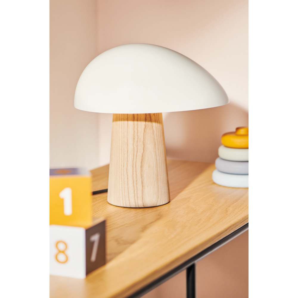 ナイトオウル テーブルランプ［Fritz Hansen・フリッツ・ハンセン