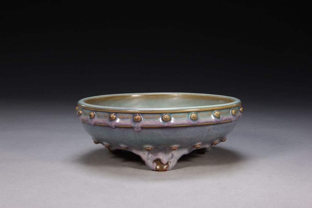 鈞窯 玫瑰紫釉陵花鼓釘三足洗 款 唐物 中国古玩 中国美術 A802sm