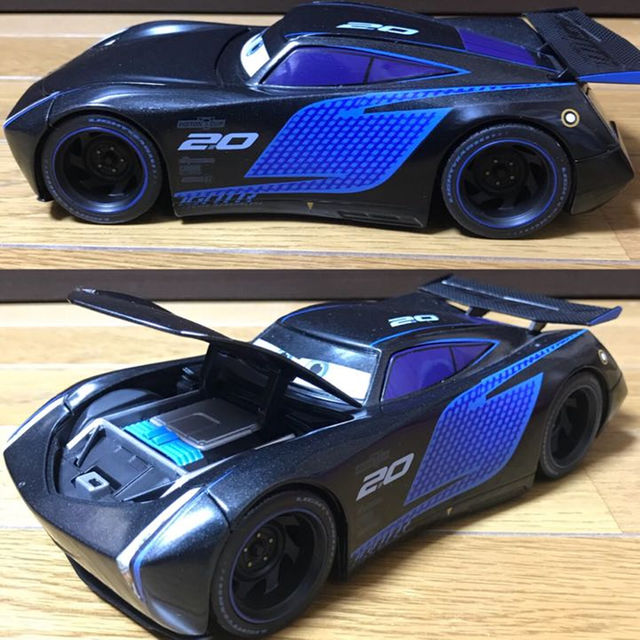 希少！ カーズ 1/24 マックイーン ジャクソン ストーム！ 希少！カーズ