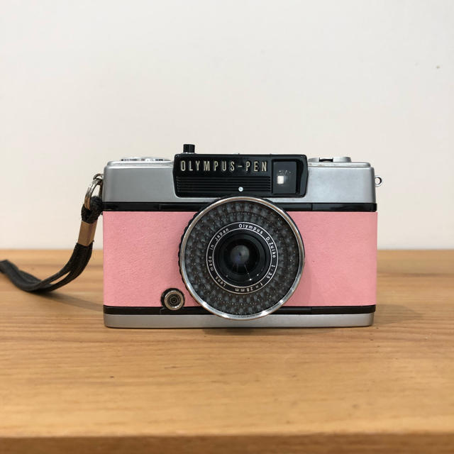 整備済・完動品】 OLYMPUS PEN EE-3 パステルピンク 【整備済・完動品】