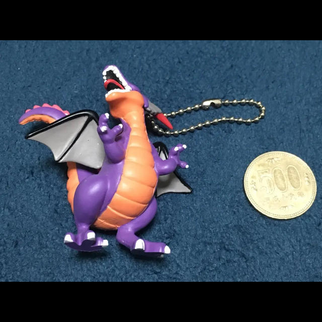 希少 超美品】 ドラゴンクエスト 陶器人形 りゅうおう 竜王 変身前