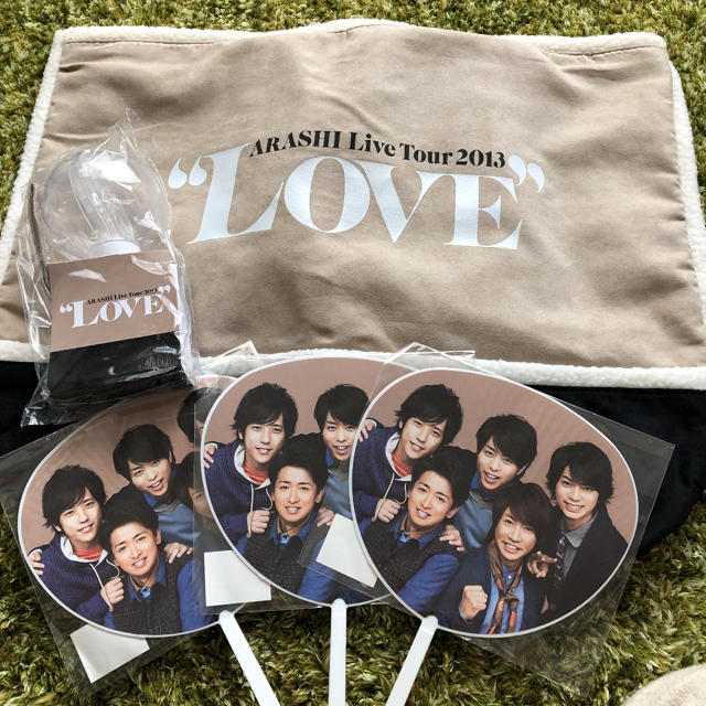 嵐 LOVE グッズ 嵐LOVEツアーグッズ販売開始！デザイン詳細は？画像