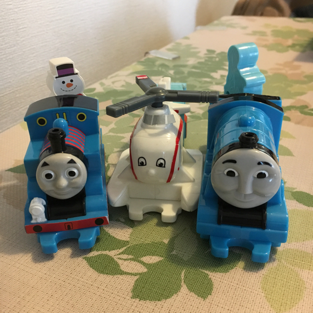 マクドナルド - きかんしゃトーマス、ゴードン、ハロルド ハッピー