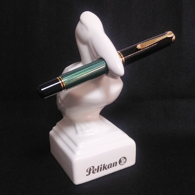 ペンスタンド(ペリカン)