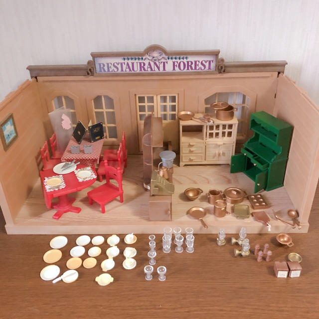 シルバニアファミリー 森のレストランセット（中古）