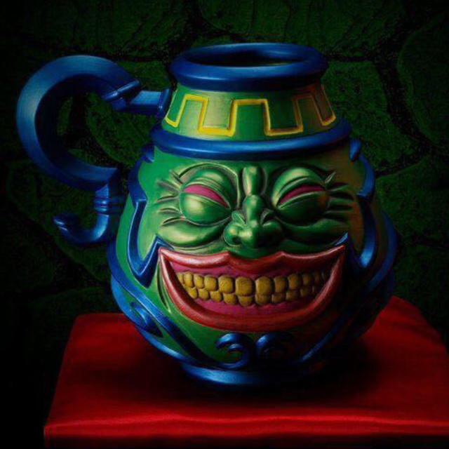 遊戯王 強欲な壺 陶器 未使用品 デュエルモンスターズ プレミアムバンダイ