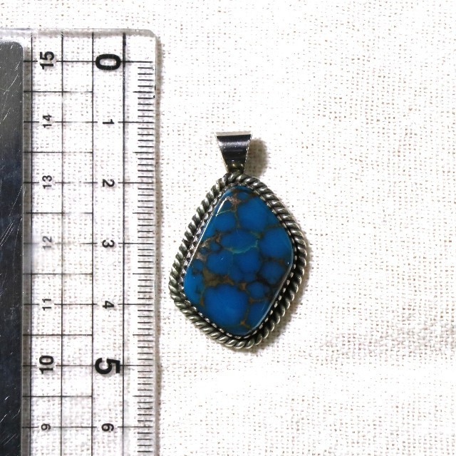 ビズビー ターコイズ トップグレード 6ct ビズビーターコイズ トップ