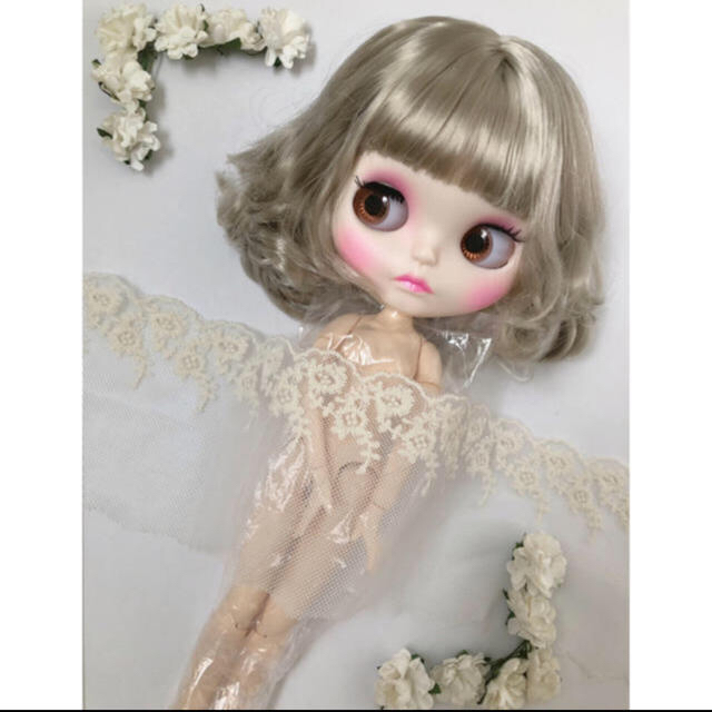 アイシードール 本体 ブロンドカール プーさん様。専用 銀髪ボブ＋