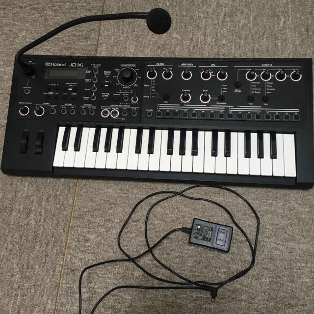 Roland JD-Xi シンセサイザー 外箱とソフトケース付 Amazon | Roland
