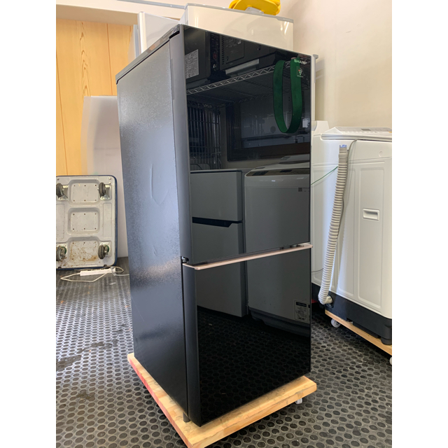 2019年製 シャープ SHARP プラズマクラスター 137L 冷蔵庫