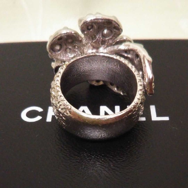 つかさ様専用です CHANEL フラワーモチーフラインストーンリングおまけ付