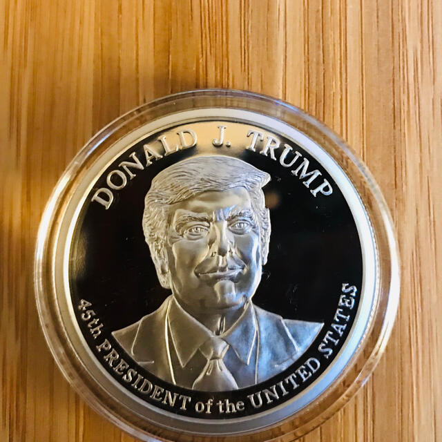 レア！）トランプ大統領 1オンス 銀貨 COVFEFE 【公式通販】