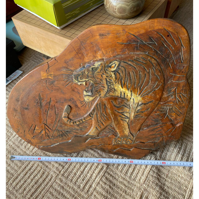 木彫り 虎 木製の通販 by みゆき's shop｜ラクマ