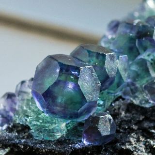 福建省 フローライト CF-169 天然石 原石 鉱物 標本 鉱石 蛍石の通販