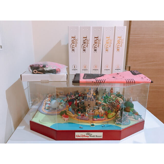 送料込み】デアゴスティーニ マイディズニーランド ジオラマと台座の