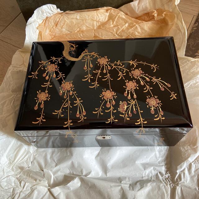 漆器のジュエリーボックスオルゴール付き 会津塗り漆器鍵付き