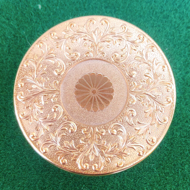 菊の御紋 朱肉入れ 24KGP 木箱の通販 by me.✿shop｜ラクマ