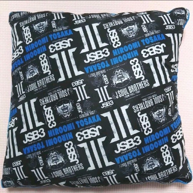 三代目J Soul Brothers 巨大クッション 縦850×横850