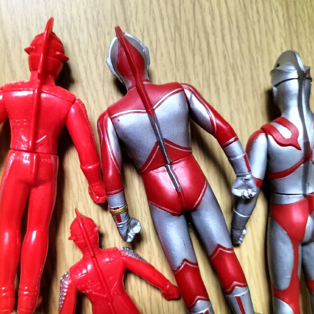BANDAI - 【ウルトラマン】ソフビ 指人形 5セットの通販 by thug's