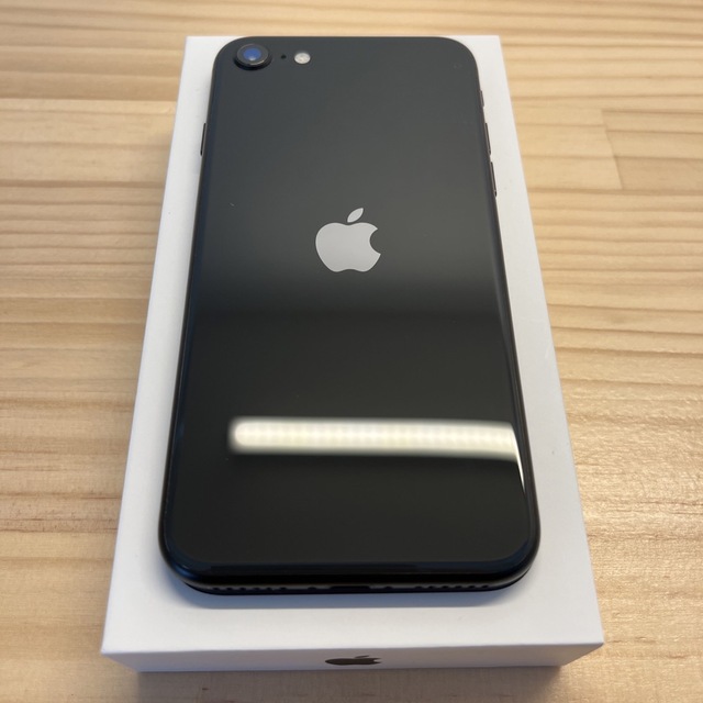 iPhone SE 第2世代 ブラック 64GB 画面割れ無し iPhone SE (第2世代