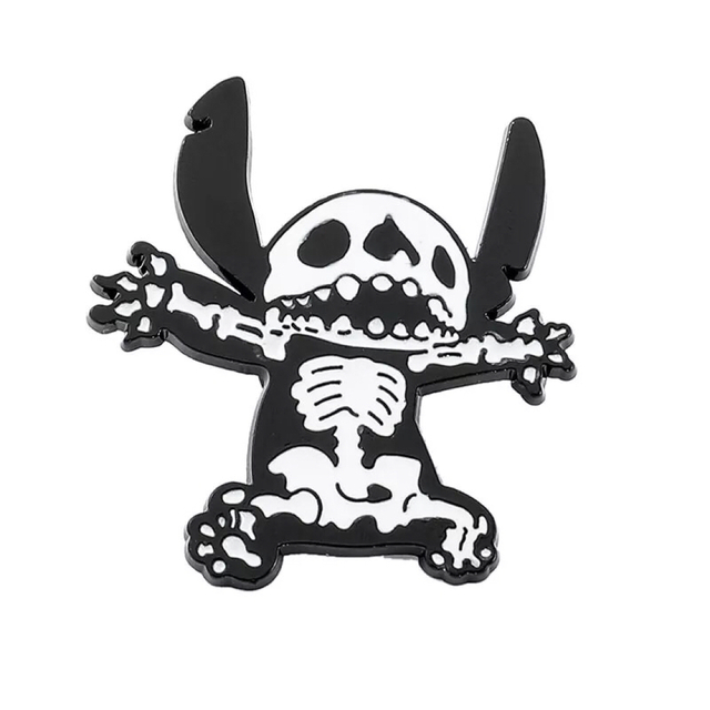 スカルスティッチ ピンバッジの通販 by ごま's shop｜ラクマ