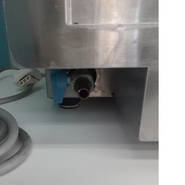 エイシン電機 卓上電気ウォーマー？煮沸消毒？ 単相200V 画像でご判断