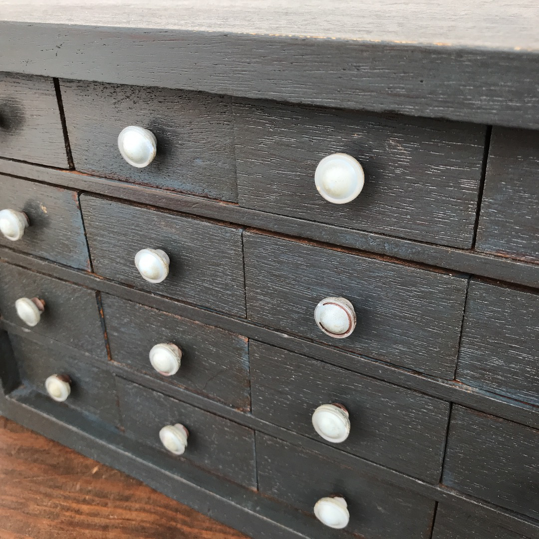 ヴィンテージ 16杯 小引き出し