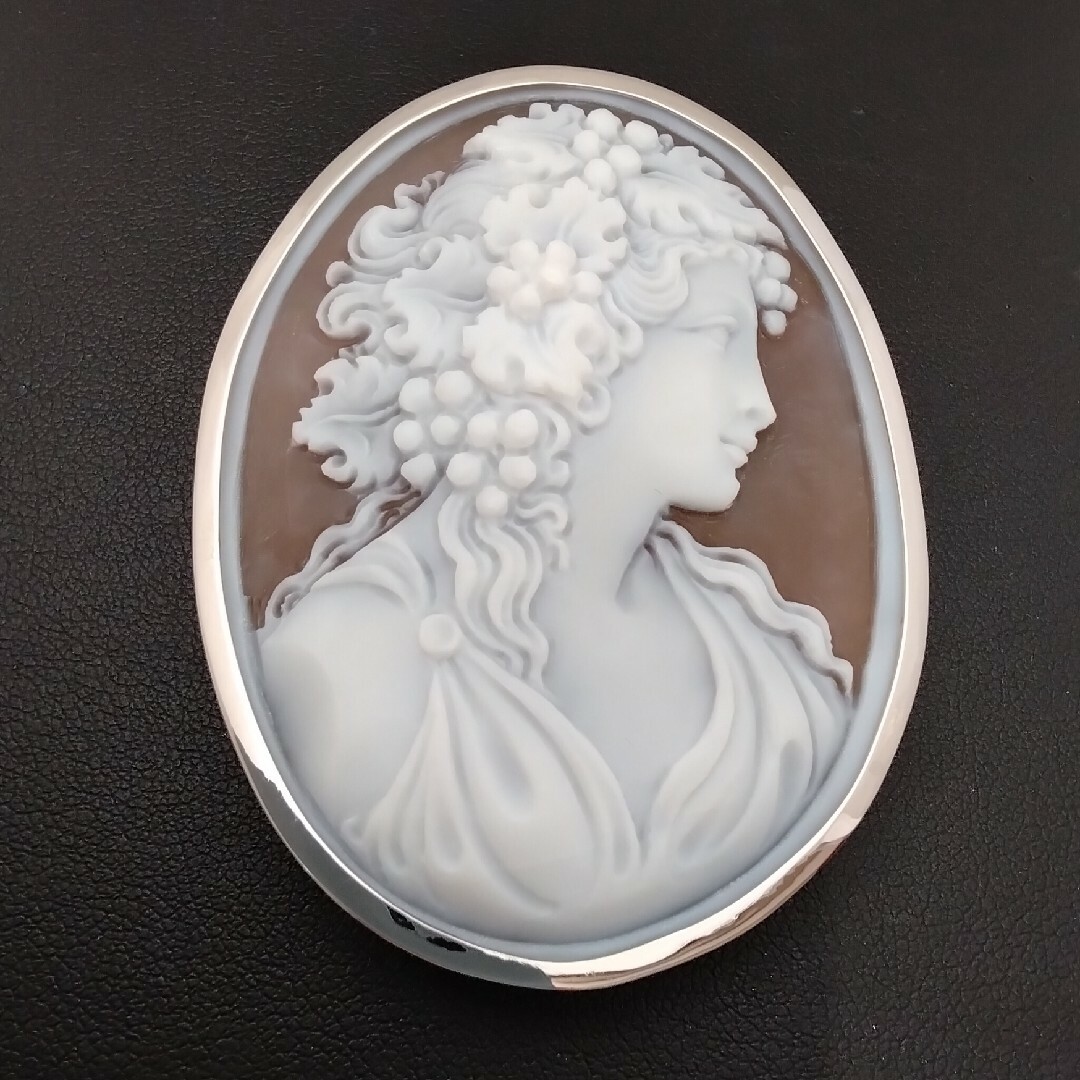 カメオ F.W.Klein ブローチ ペンダントトップ K14WG サイン入り