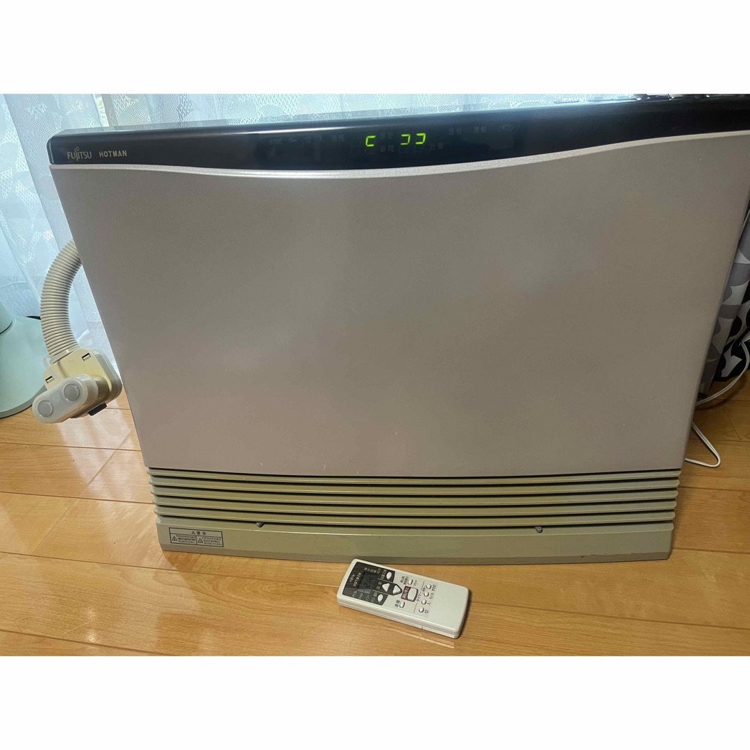 11年製!! 【富士通 FUJITSU】温水ルームヒーター 室内機（KH-60HAA-S