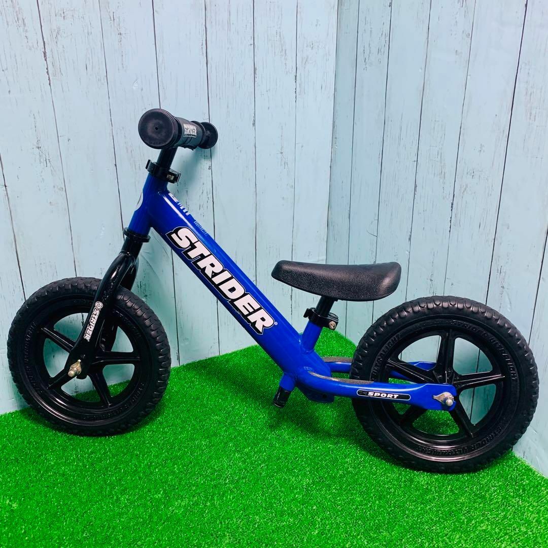 ☆【断捨離中】なつ☆ ストライダー スポーツモデル 12インチ 青