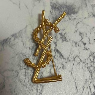 SAINT LAURENT（ブローチ/コサージュ）のフリマアイテム一覧