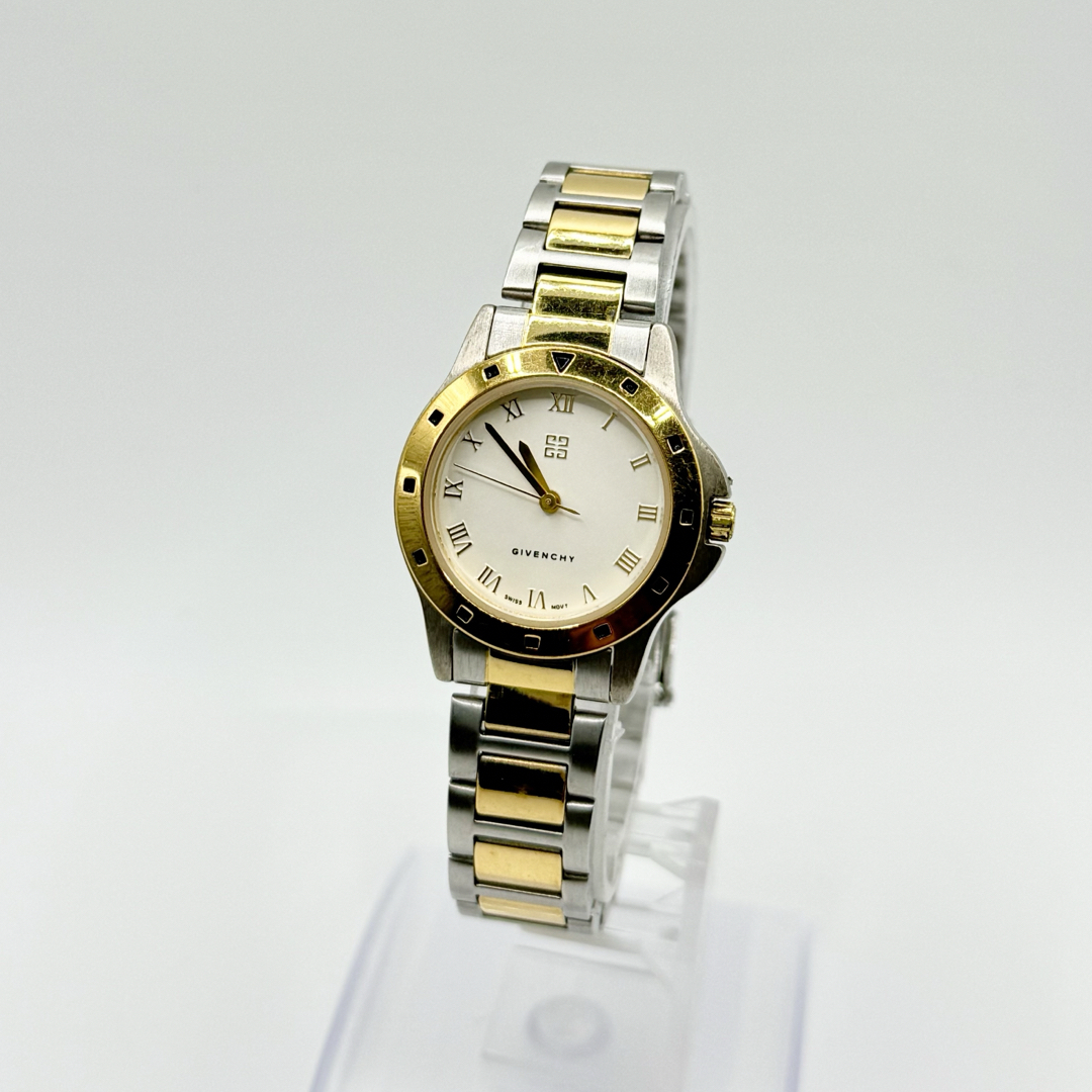 Givenchy ジバンシー レディースクォーツ
