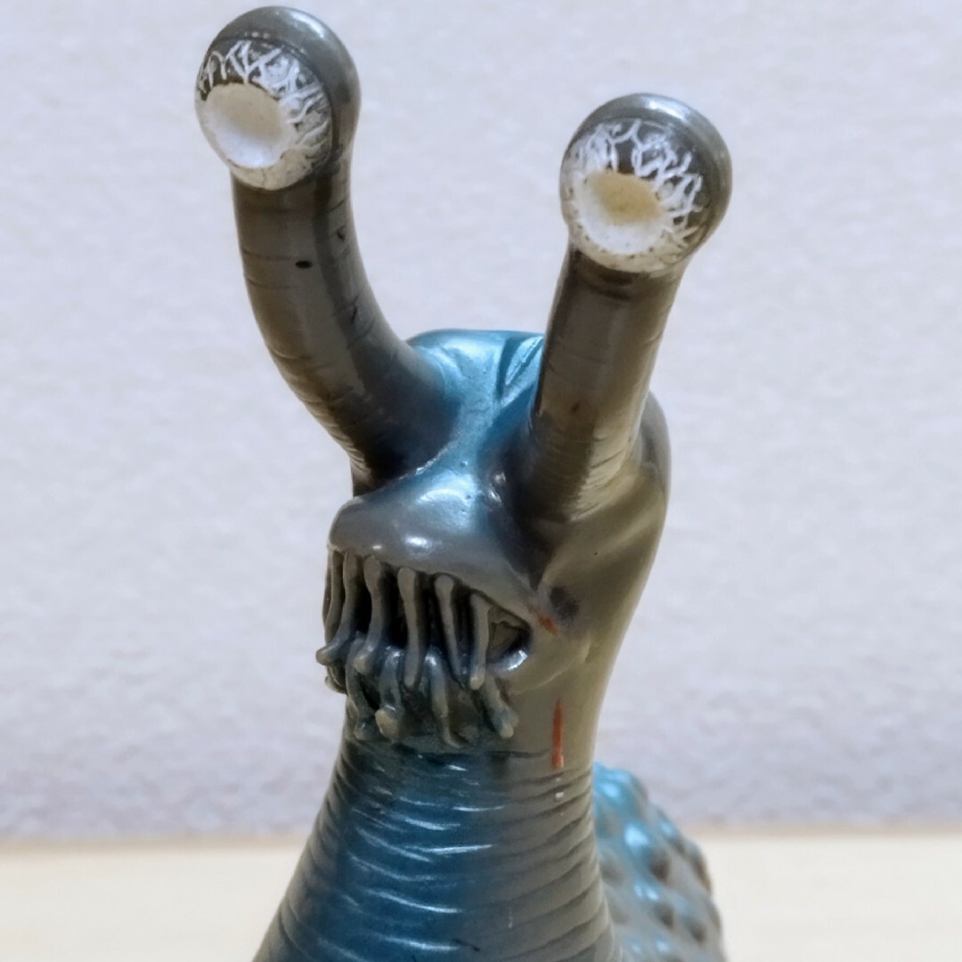 当時物レア】1983年製 ナメゴン ウルトラQ ソフビ/フィギュアの通販 by