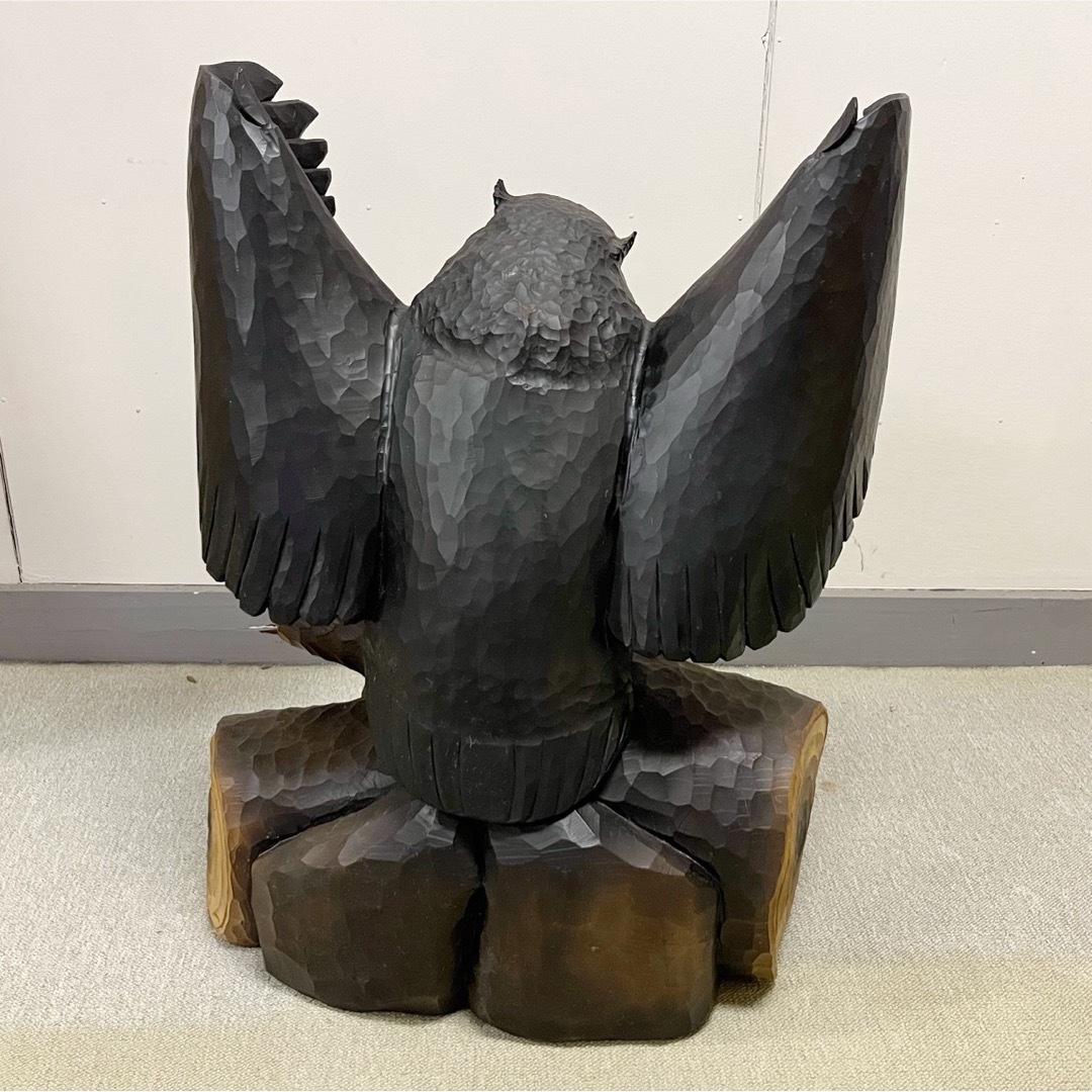 木彫りのフクロウ 民芸品 インテリアの通販 by mama's shop｜ラクマ