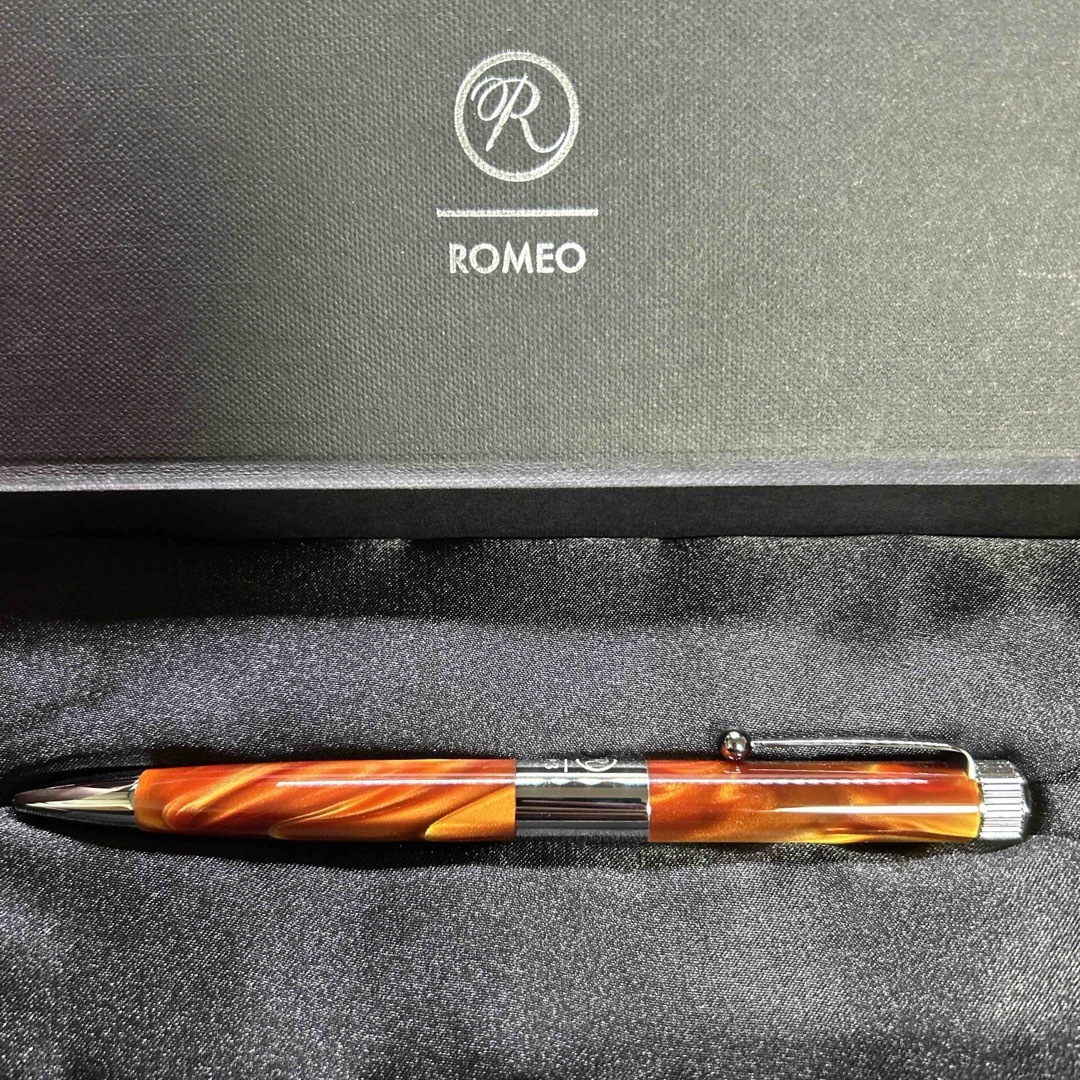 A厳選ロメオno.3 細軸ボールペン イタリアンアンバー