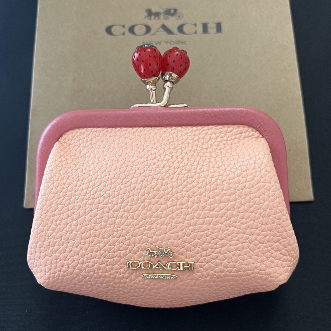 てむこ様 専用♡COACH♡コーチ いちご柄 二つ折り財布♡ 公式】コーチ