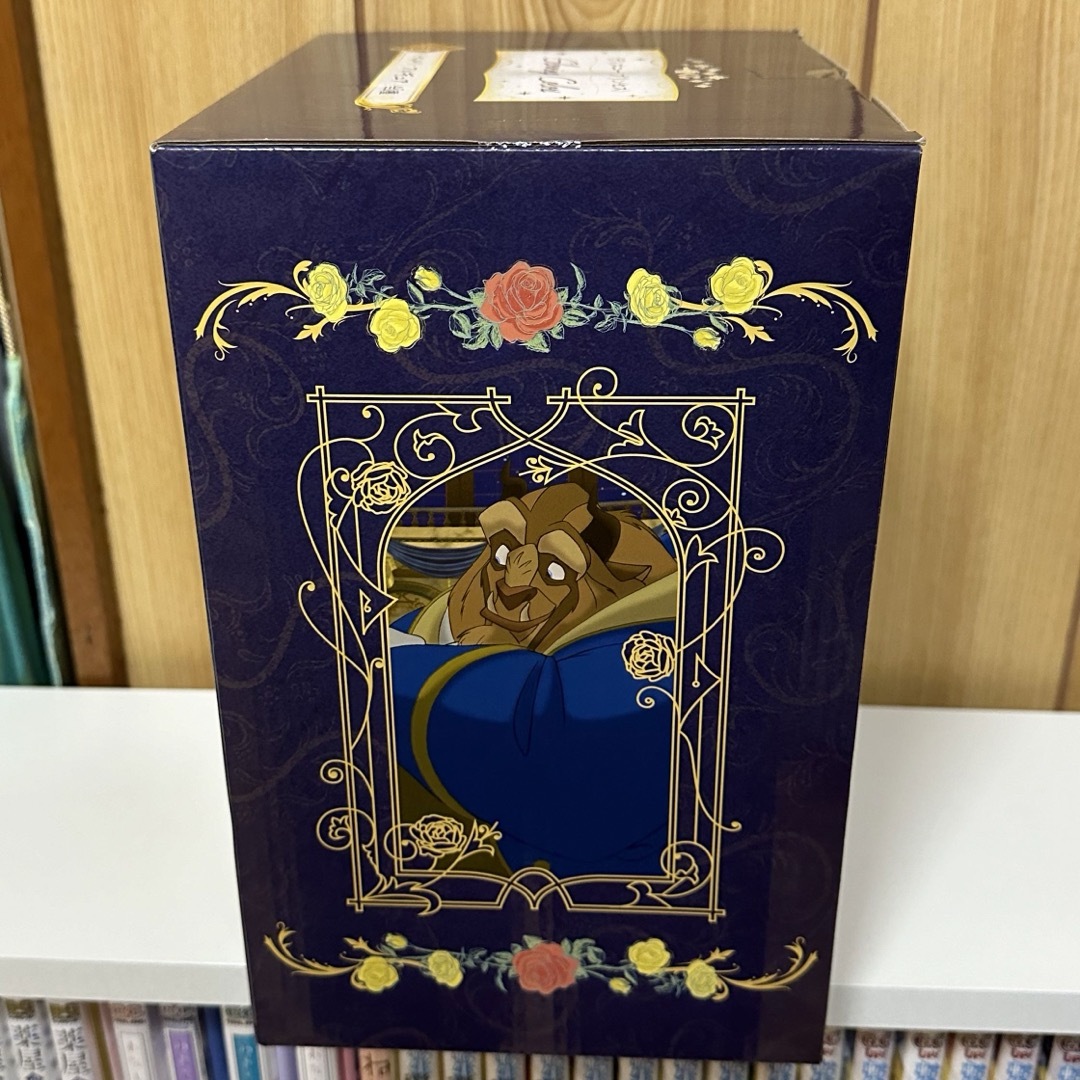 Disney - ベル フィギュアの通販 by みかん's shop｜ディズニーならラクマ