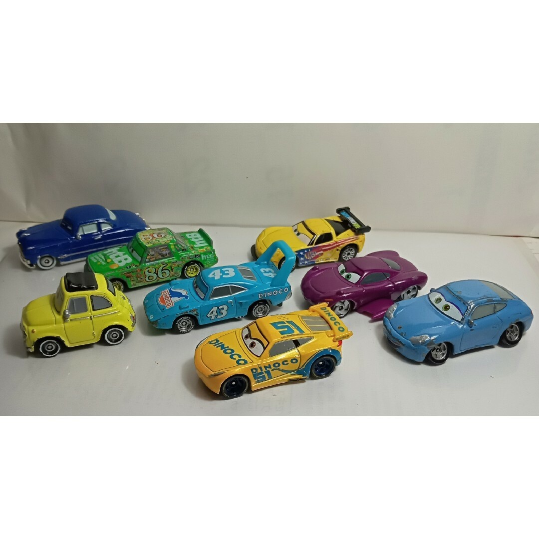 トミカDisneyカーズ8 台