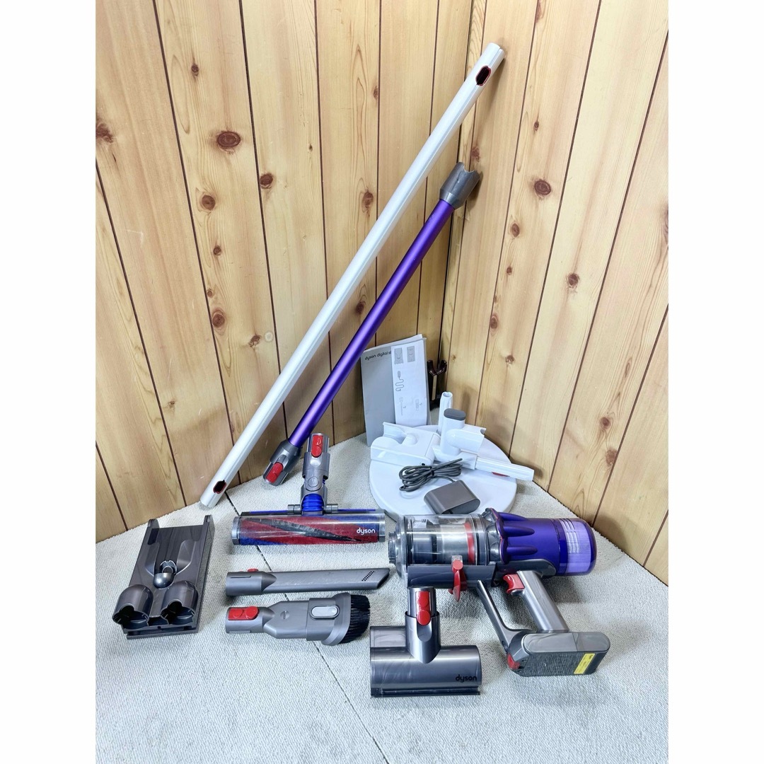 ダイソン v11 fluffy SV14FF 【ジャンク品】【美品】 ダイソン Dyson