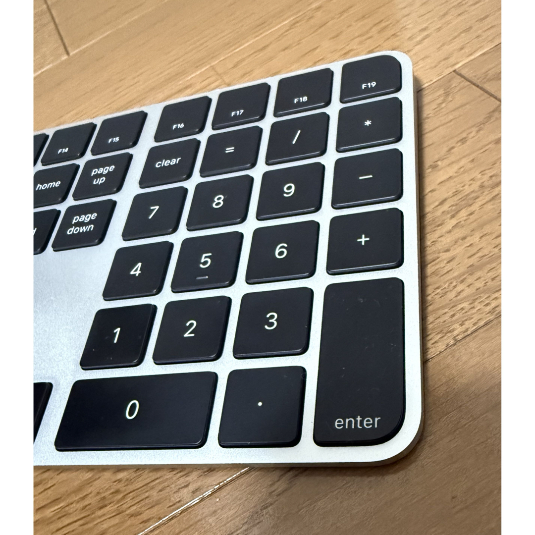 Apple Magic Keyboard テンキー付き スペースグレイ 【公式通販】