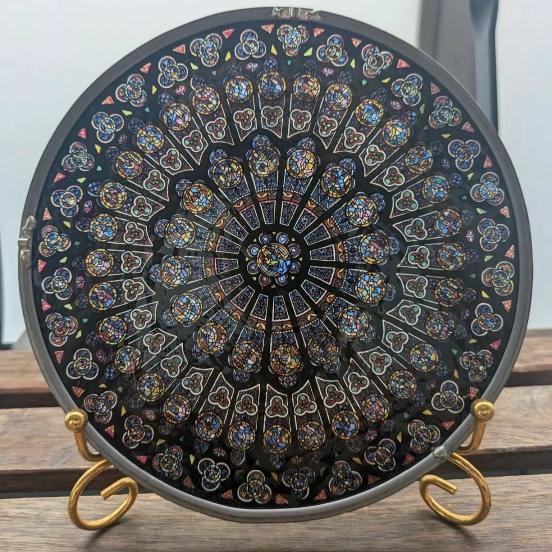 ノートルダム大聖堂 バラ窓 ローズウィンドウ ステンドグラス グラス