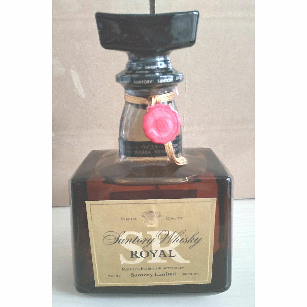 未開封サントリー ウイスキー ローヤル SR 720ml 古酒 未開封
