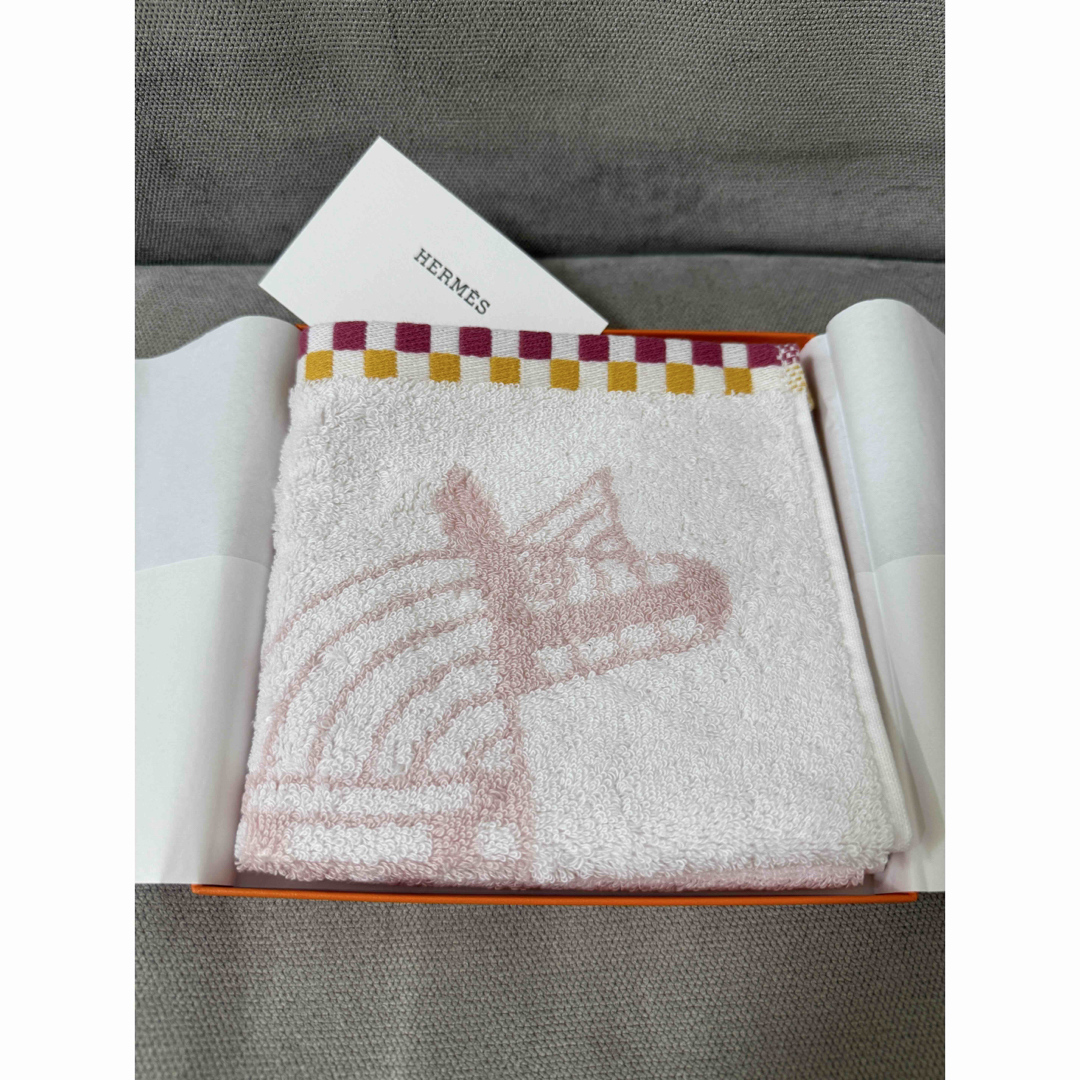 HERMES - 値下げ！新品新作 エルメス タオルハンカチ 《アニモー