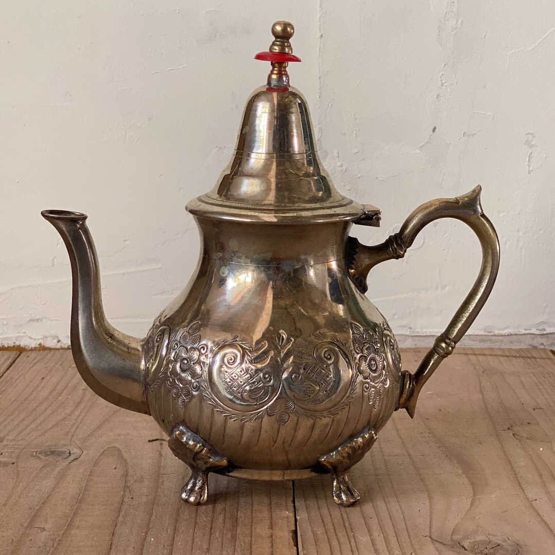 ふるさと納税30万の返礼品】飛騨産業 Po Chair キツツキマーク