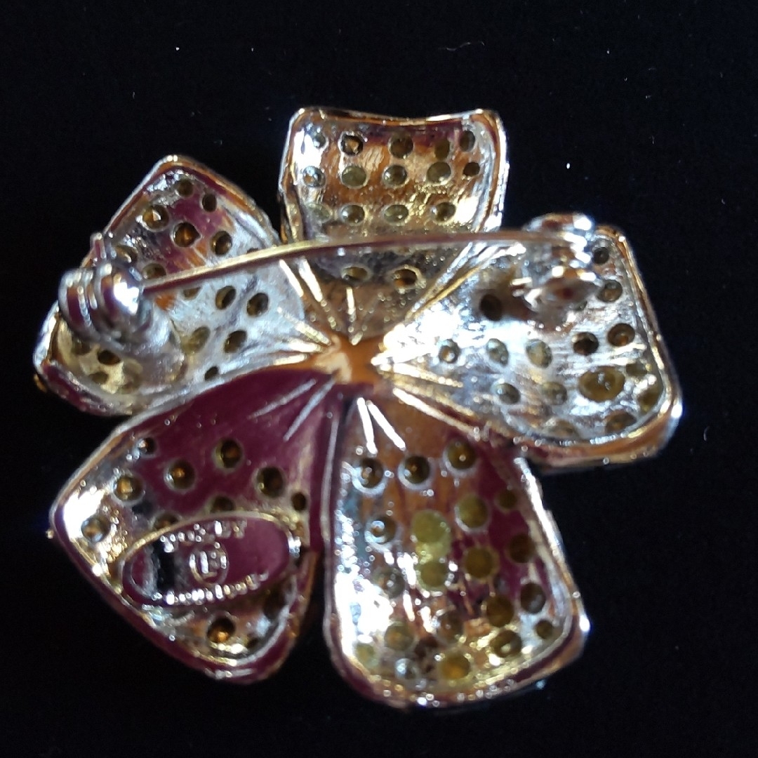 FOXEY フォクシー 定番 お花のブローチ