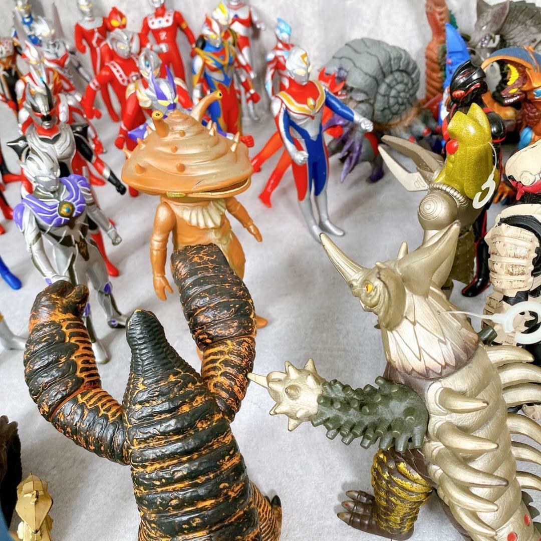 Y336 ウルトラマン & ウルトラ怪獣 シリーズ ソフビ 46体 大量 希少の