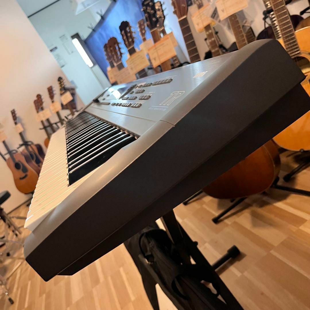 10403】 KORG TR61 シンセサイザー ワークステーション 61鍵盤 10403