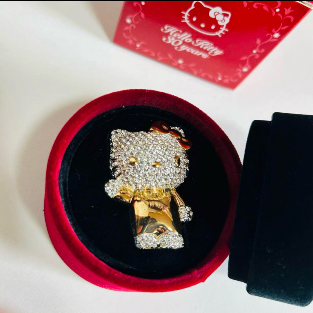 30周年 ハローキティ クリスタルフィギュア スワロフスキー ゴールド