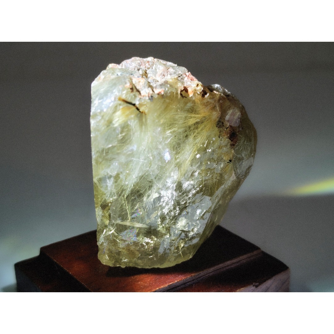 虎目石】◇2.4kg◇ タイガーアイ 原石 鑑賞石 自然石 天然石 鉱石