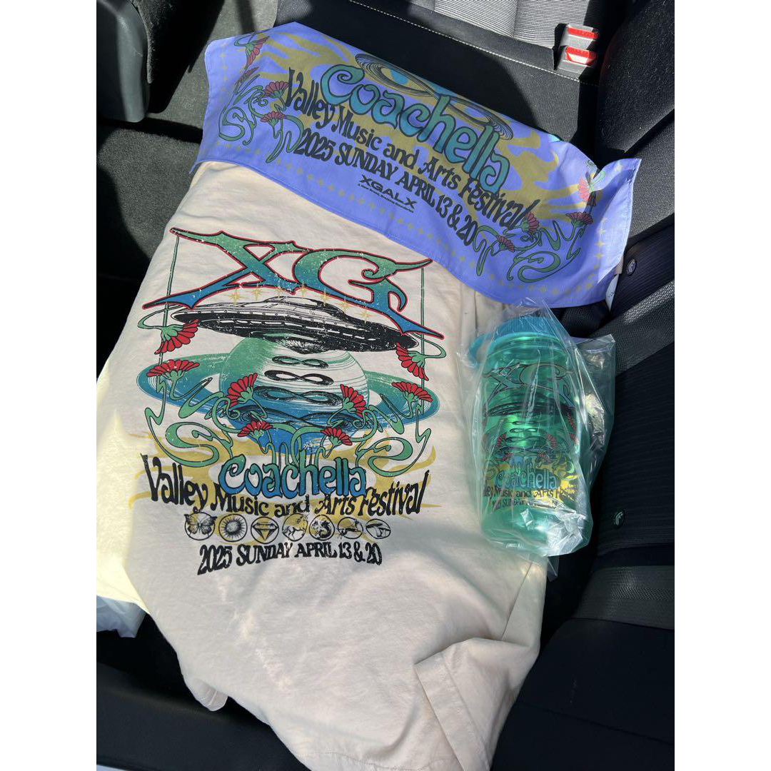 XG Coachellaコーチェラ会場限定 Tシャツ Mサイズ